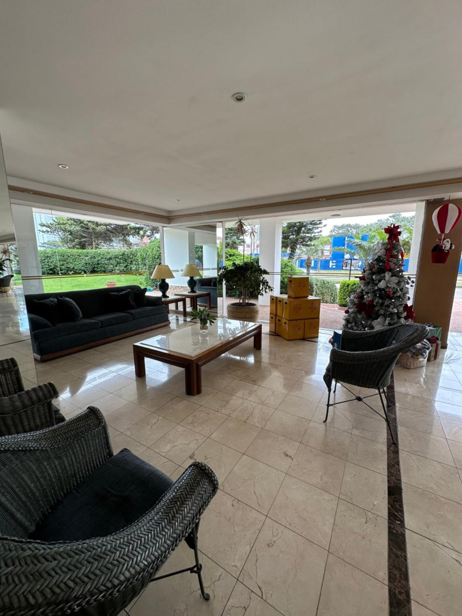 Hermoso Apartamento, Torre De Categoria Long Beach, En La Mejor Ubicacion De Пунта-дель-Есте Екстер'єр фото