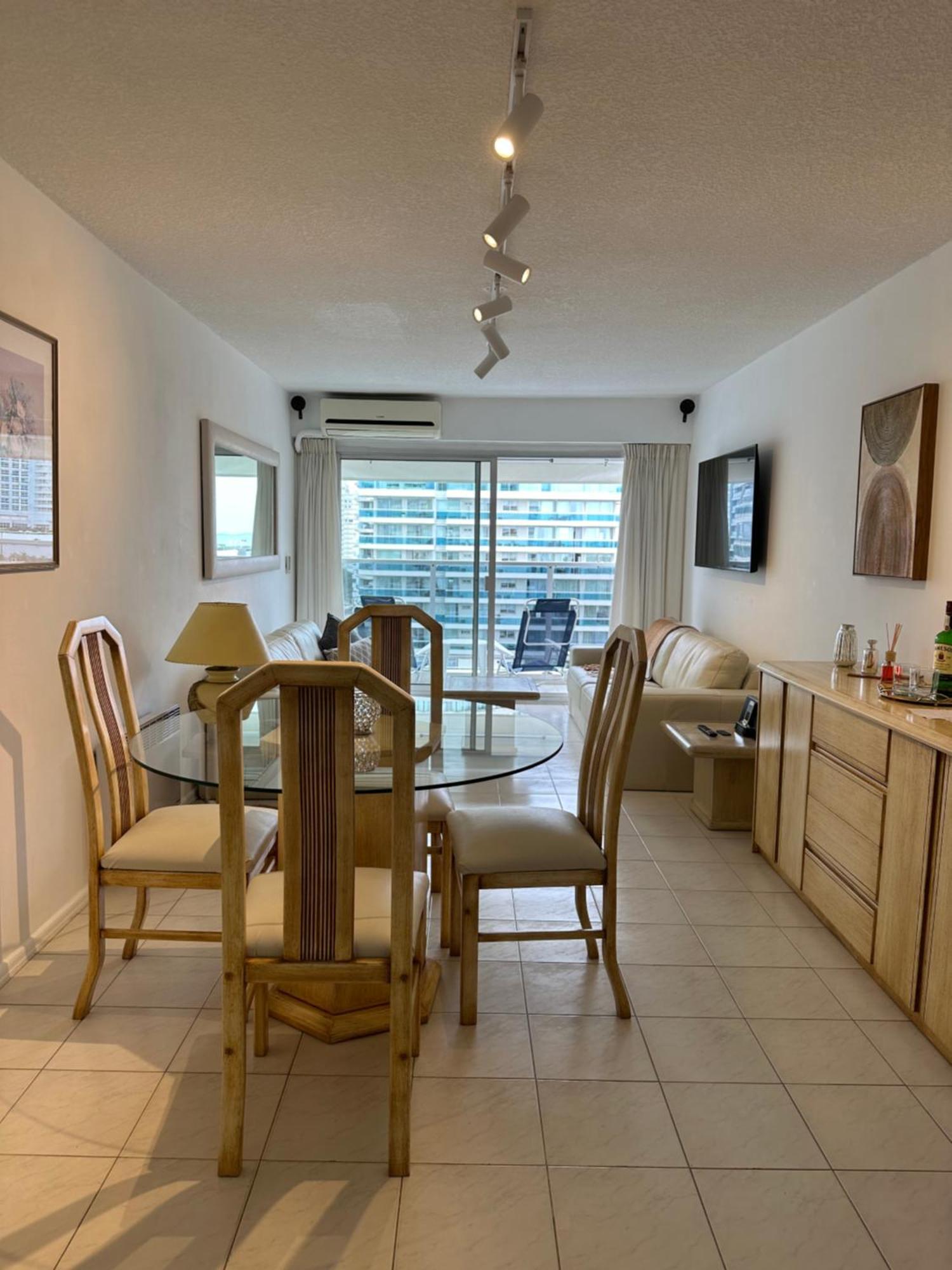 Hermoso Apartamento, Torre De Categoria Long Beach, En La Mejor Ubicacion De Пунта-дель-Есте Екстер'єр фото
